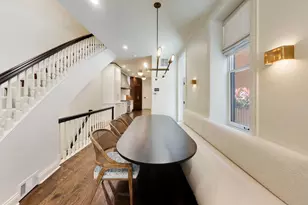 45 E Division St, Chicago, IL 60610 - Photo 9