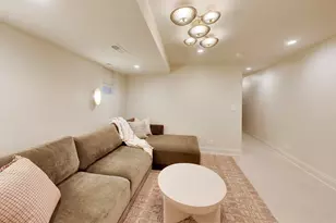 45 E Division St, Chicago, IL 60610 - Photo 45
