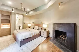 45 E Division St, Chicago, IL 60610 - Photo 21