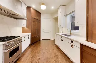 45 E Division St, Chicago, IL 60610 - Photo 15