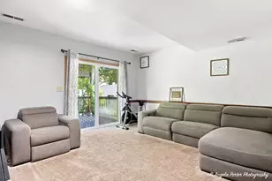 2812 Jethro Ct, Zion, IL 60099 - Photo 13