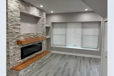 8305 S Maryland Avenue, Chicago, IL 60619 - Photo 3