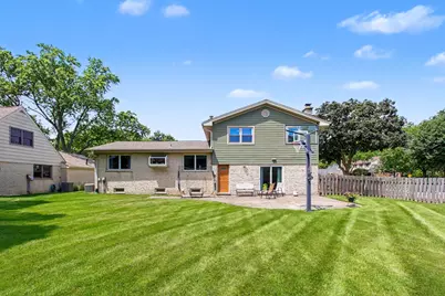 1621 N Belmont Avenue, Arlington Heights, IL 60004 - Photo 23