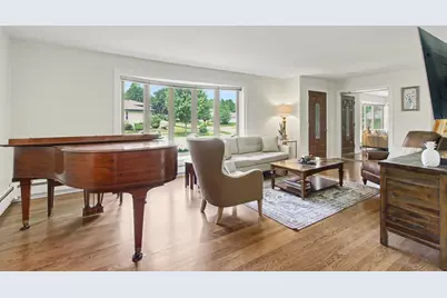 1621 N Belmont Avenue, Arlington Heights, IL 60004 - Photo 11