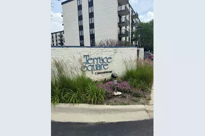 9701 Dee Road #4K, Niles, IL 60714 - Photo 1