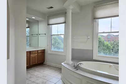 2085 Valor Court, Glenview, IL 60026 - Photo 23