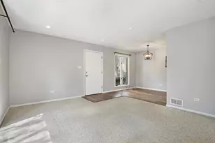 415 Sunnybrook Ln, Wheaton, IL 60187 - Photo 3