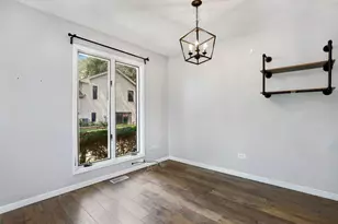 415 Sunnybrook Ln, Wheaton, IL 60187 - Photo 5