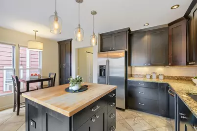 2048 W Huron Street, Chicago, IL 60612 - Photo 11