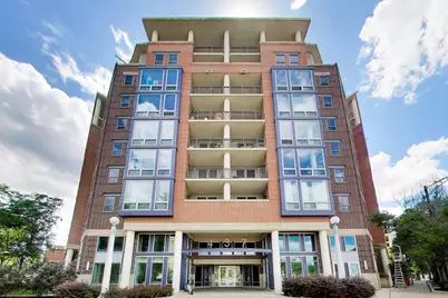 437 W Division Street #303, Chicago, IL 60610 - Photo 1
