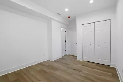 3116 W Montrose Avenue, Chicago, IL 60618 - Photo 23