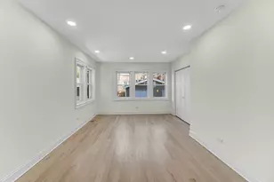 6341 N Campbell Ave, Chicago, IL 60659 - Photo 15