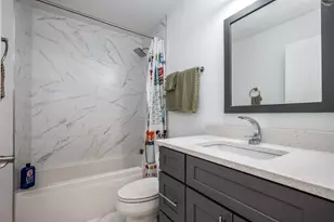 6552 S Evans Ave, Chicago, IL 60637 - Photo 9