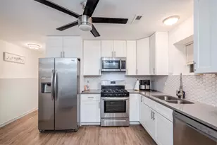 6552 S Evans Ave, Chicago, IL 60637 - Photo 13