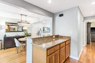 6817 N Olmsted Ave, Chicago, IL 60631 - Photo 9