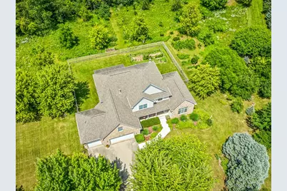 11531 Cross Creek Estates Lane, Belvidere, IL 61008 - Photo 55