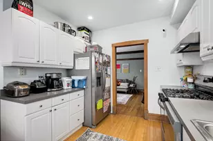 1462 W Warner Ave, Chicago, IL 60613 - Photo 9