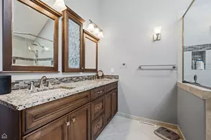 2920 Compton Rd, Aurora, IL 60504 - Photo 17