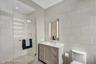 435 N Michigan Ave, Chicago, IL 60611 - Photo 21