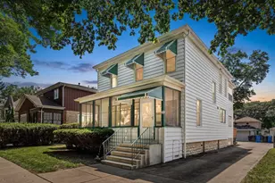 11236 S Talman Ave, Chicago, IL 60655 - Photo 1
