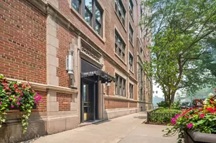 3800 N Lake Shore Dr, Chicago, IL 60613 - Photo 1