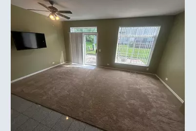 935 Viewpoint Drive, Lake in the Hills, IL 60156 - Photo 3