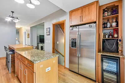 35 W Elm Avenue, Roselle, IL 60172 - Photo 17