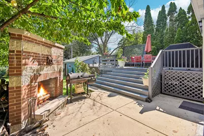 35 W Elm Avenue, Roselle, IL 60172 - Photo 41