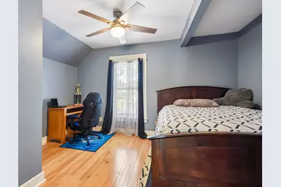 35 W Elm Avenue, Roselle, IL 60172 - Photo 19