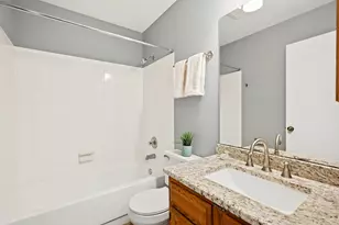 30W023 Laurel Ct, Warrenville, IL 60555 - Photo 27