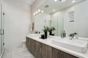 1506 W Superior St, Chicago, IL 60642 - Photo 15