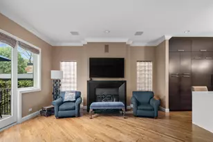 2715 N Bosworth Ave, Chicago, IL 60614 - Photo 17