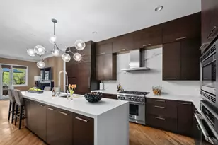 2715 N Bosworth Ave, Chicago, IL 60614 - Photo 11