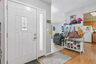 505 Gardiner Ct, Romeoville, IL 60446 - Photo 3