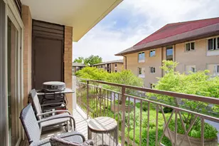 2420 W Talcott Rd, Park Ridge, IL 60068 - Photo 19