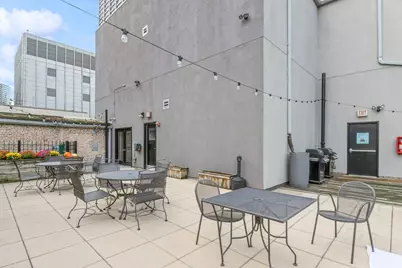 8 W Monroe Street #1005, Chicago, IL 60603 - Photo 9