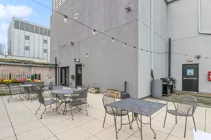 8 W Monroe St, Chicago, IL 60603 - Photo 9