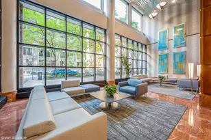 211 E Ohio St, Chicago, IL 60611 - Photo 3