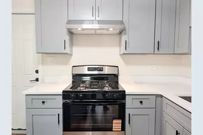 217 Tamarack Drive, Bloomingdale, IL 60108 - Photo 9