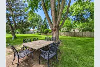217 Tamarack Drive, Bloomingdale, IL 60108 - Photo 39
