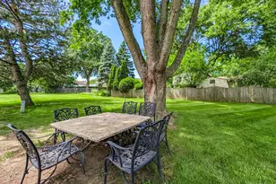 217 Tamarack Dr, Bloomingdale, IL 60108 - Photo 39