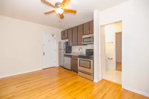 1504 N Dearborn Pkwy, Chicago, IL 60610 - Photo 3