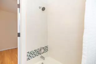 1504 N Dearborn Pkwy, Chicago, IL 60610 - Photo 5