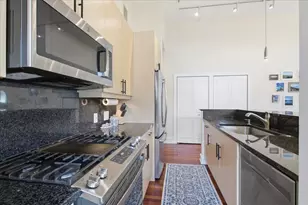 2627 N Sheffield Ave, Chicago, IL 60614 - Photo 5