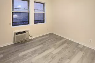 1504 N Dearborn Pkwy, Chicago, IL 60610 - Photo 5