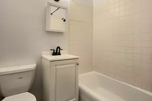 1504 N Dearborn Pkwy, Chicago, IL 60610 - Photo 7