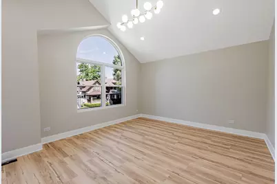 921 N Lorel Avenue, Chicago, IL 60651 - Photo 15