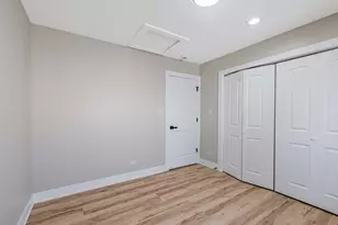 921 N Lorel Ave, Chicago, IL 60651 - Photo 21