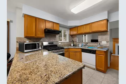 674 Maple Drive, Streamwood, IL 60107 - Photo 9