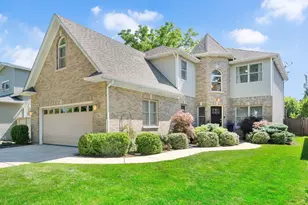 267 N Walnut St, Elmhurst, IL 60126 - Photo 1